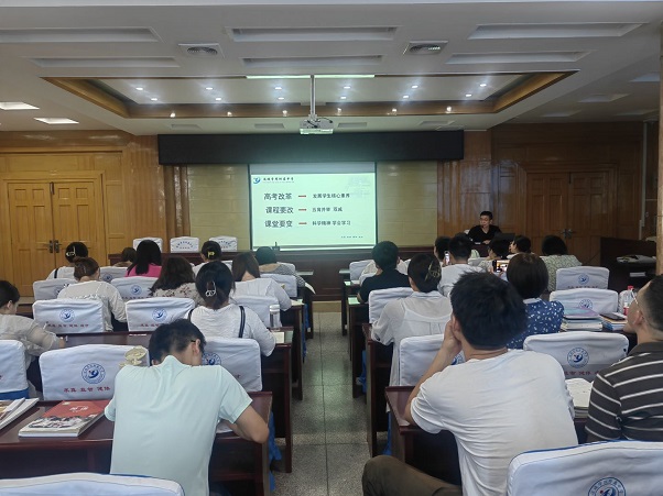 1663551213346948.jpg 03f9c55ed7adfde933863802f62e941.jpg