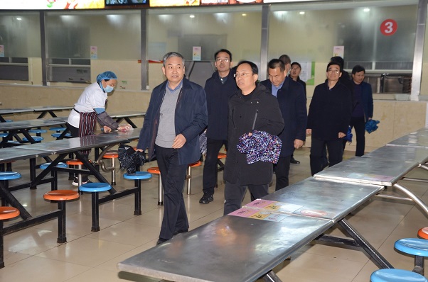 1676251046392402.jpg 7ade9c7e5f501f1d1ec74841eb7fe3b.jpg