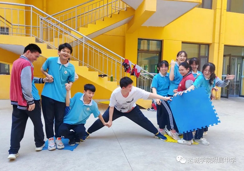 1684979141793495.jpg 搭桥过河.jpg